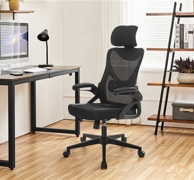 Aukšto atlošo tinklinė biuro kėdė su pakeliamais porankiais